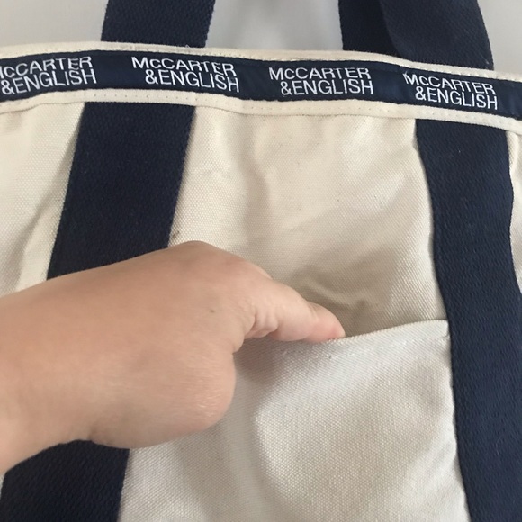 Canvas Tote Zip closure Cream/Navy McCarter&English - Picture 3 of 10